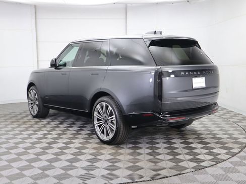 New 2026 Land Rover Range Rover SE image 7