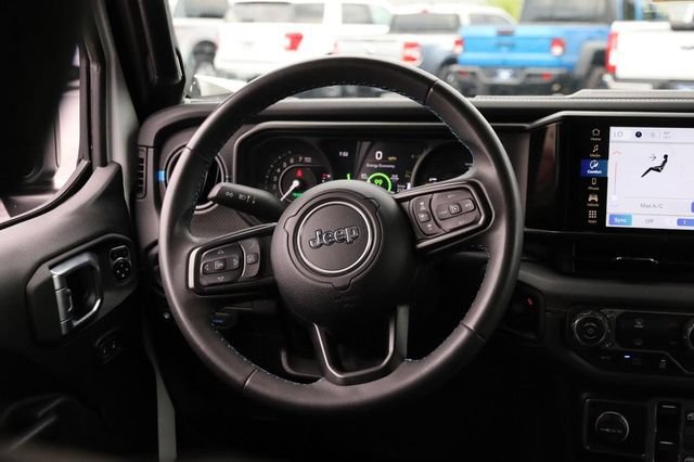 Used 2024 Jeep Wrangler Unlimited Rubicon 4xe AWD/4WD image 26