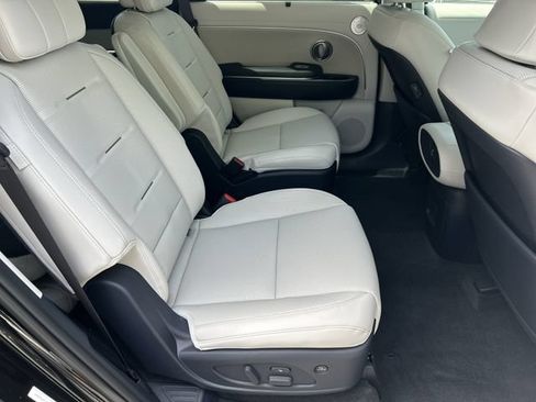 New 2026 Hyundai Palisade Calligraphy FWD image 15