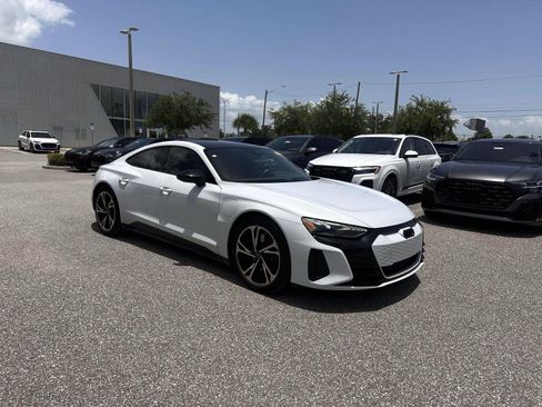 Used 2024 Audi e-tron GT Premium Plus w/ Performance Package AWD/4WD image 4