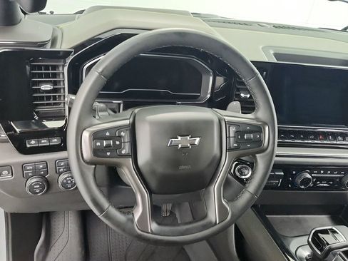 Used 2025 Chevrolet Silverado 1500 ZR2 w/ Technology Package AWD/4WD image 18