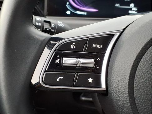 Used 2025 Kia Seltos S image 29