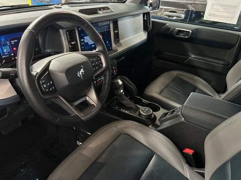 Used 2024 Ford Bronco Outer Banks AWD/4WD image 11