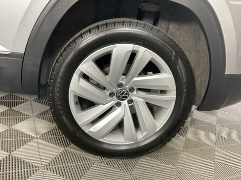 Used 2020 Volkswagen Atlas Cross Sport SE AWD/4WD image 36