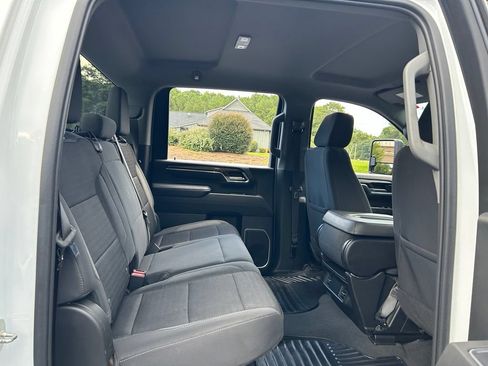 Used 2024 Chevrolet Silverado 3500 LT AWD/4WD image 46
