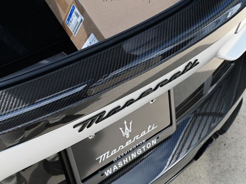 Used 2023 Maserati MC20 Coupe RWD image 40