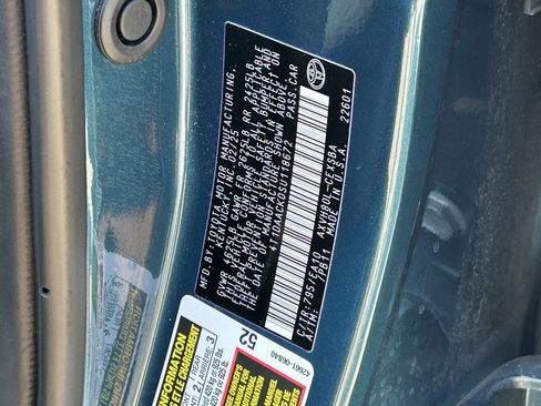 Used 2025 Toyota Camry SE FWD image 9