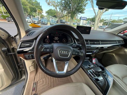 Used 2017 Audi Q7 3.0T Premium Plus AWD/4WD image 27