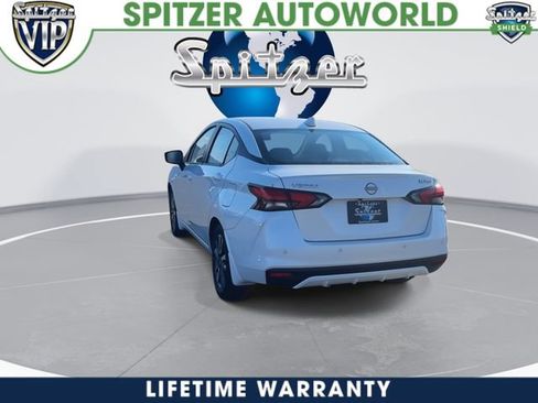 New 2025 Nissan Versa SV w/ Trunk Package FWD image 8