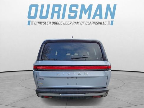 Used 2024 Rivian R1S Adventure image 5