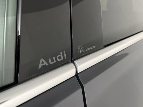 Used 2025 Audi Q5 Premium Plus w/ Premium Plus image 10