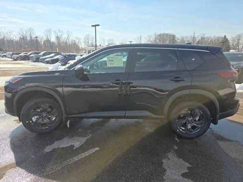 New 2026 Nissan Rogue SV w/ Cold Weather Package AWD/4WD image 21