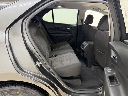 Used 2018 Chevrolet Equinox LT FWD image 13