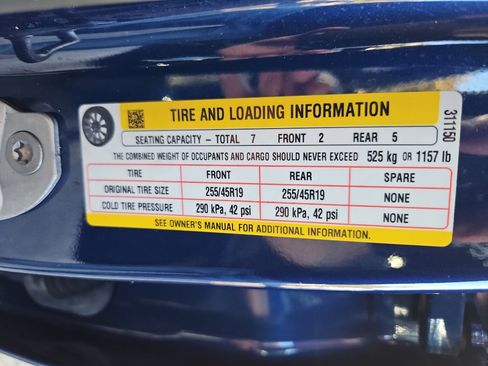 Used 2022 Tesla Model Y Long Range image 23