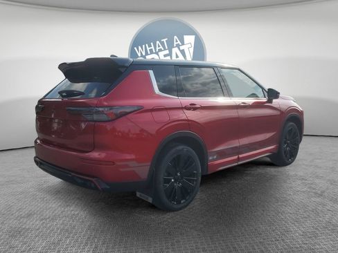 New 2026 Mitsubishi Outlander AWD image 3