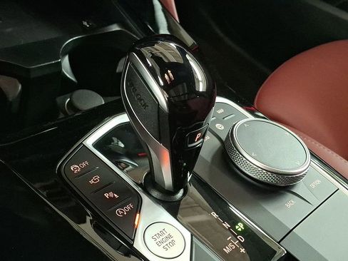 Used 2024 BMW X4 xDrive30i w/ Premium Package image 12