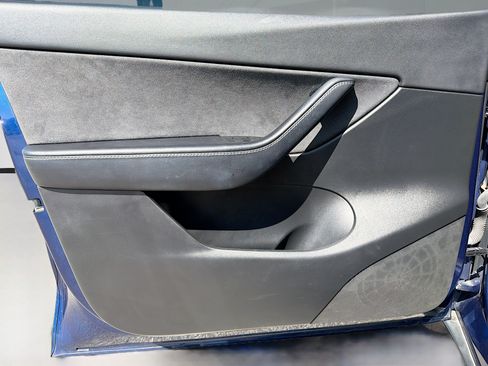 Used 2021 Tesla Model Y Performance AWD/4WD image 22