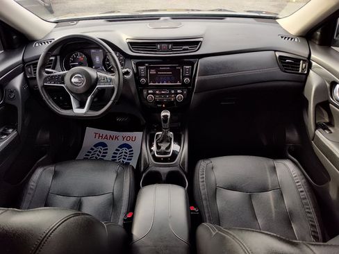 Used 2020 Nissan Rogue SL w/ Premium Package image 22