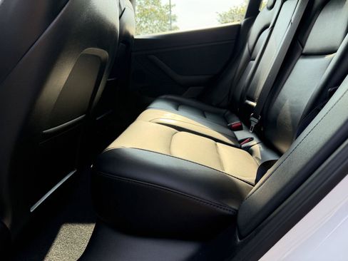 Used 2023 Tesla Model 3 Standard Range RWD image 16