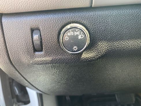 Used 2016 Chevrolet Colorado W/T RWD image 21