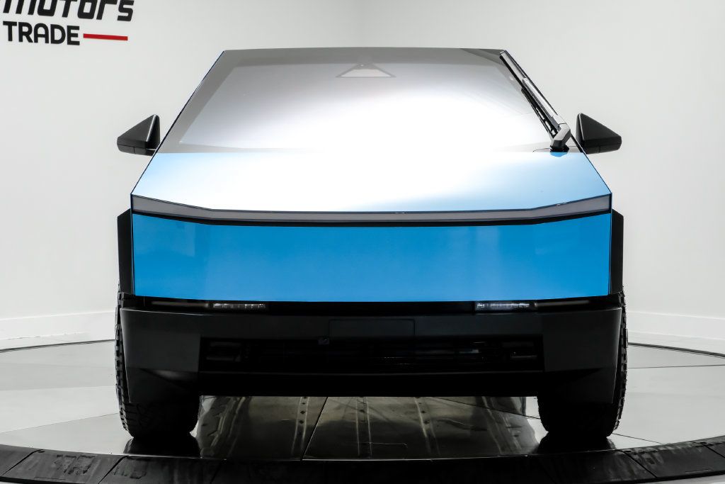 Used 2024 Tesla Cybertruck AWD Crew Cab image 2