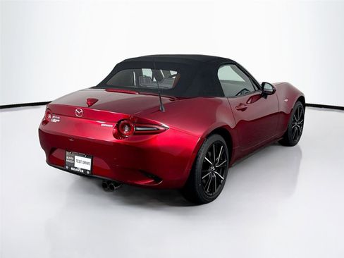 Certified 2025 MAZDA MX-5 Miata Grand Touring image 11