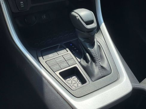 Used 2025 Toyota RAV4 LE AWD/4WD image 19