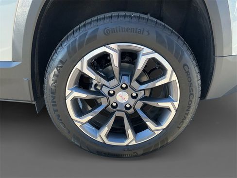 New 2026 GMC Terrain Elevation w/ Elevation Premium Package image 8