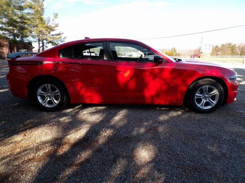 Used 2023 Dodge Charger SXT image 5