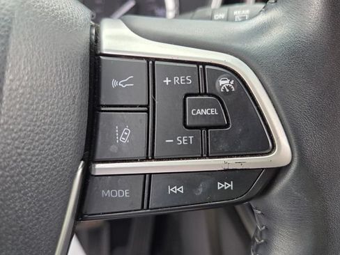 Used 2022 Toyota Highlander XSE AWD/4WD image 22