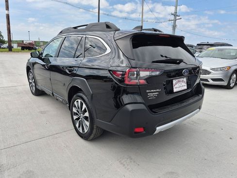 Used 2023 Subaru Outback Limited XT AWD/4WD image 8