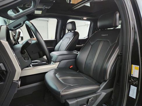 Used 2022 Ford F450 Platinum w/ FX4 Off-Road Package AWD/4WD image 14