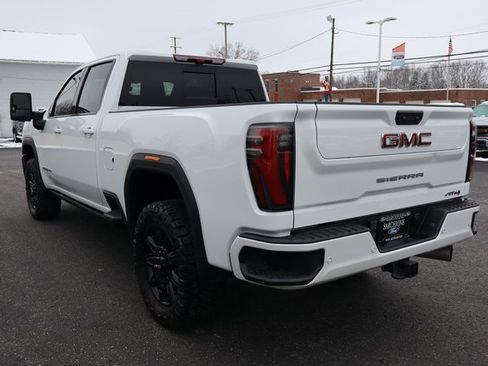 Used 2025 GMC Sierra 2500 AT4 w/ AT4 Premium Plus Package image 16