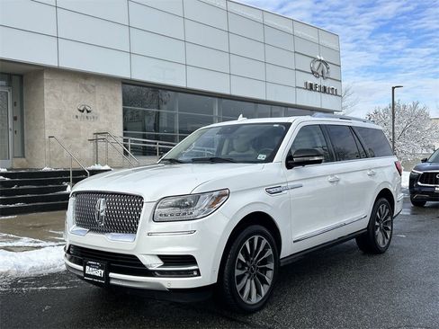 Used 2021 Lincoln Navigator Reserve w/ Luxury Package image 1