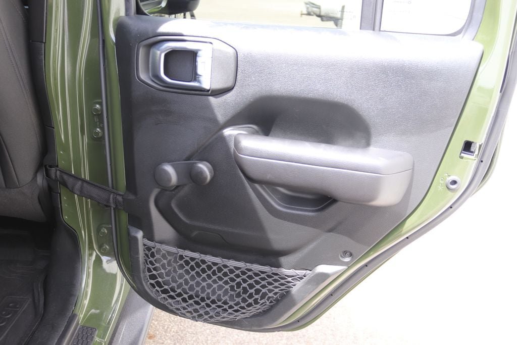 Used 2021 Jeep Wrangler Unlimited Sport AWD/4WD image 17