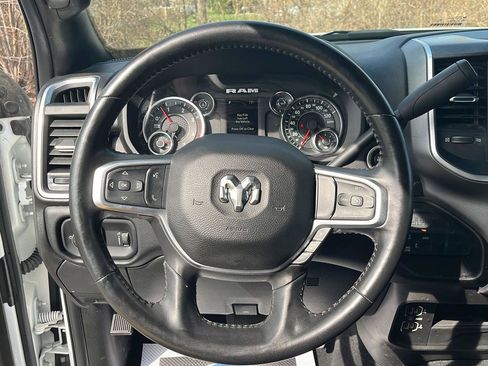 Used 2024 RAM 3500 Big Horn AWD/4WD image 12