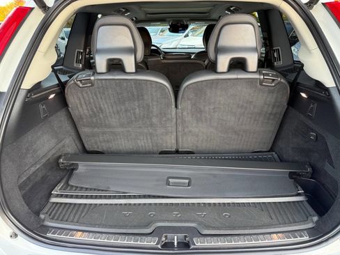 Used 2022 Volvo XC90 T6 Momentum w/ Advanced Package image 14