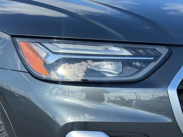 Used 2021 Audi Q5 e Premium Plus AWD/4WD image 7