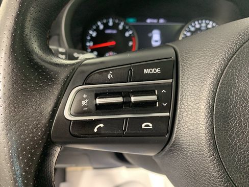Used 2018 Kia Stinger GT2 AWD/4WD image 17