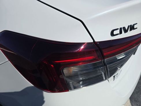 New 2026 Honda Civic Sport image 34