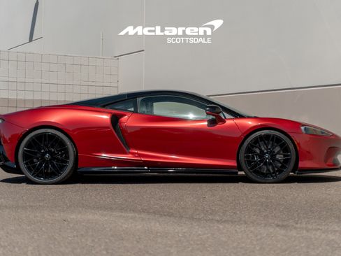 Used 2023 McLaren GT image 8