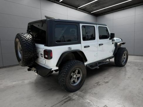 Used 2018 Jeep Wrangler Unlimited Sport S AWD/4WD image 6