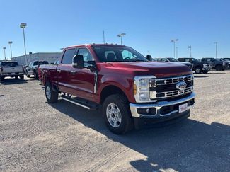 New 2026 Ford F350 XLT w/ FX4 Off-Road Package video 2