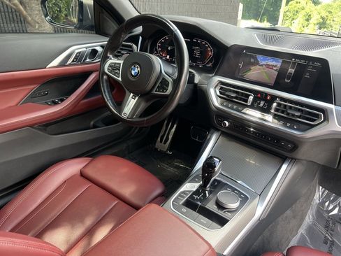 Used 2023 BMW M440i Convertible w/ Premium Package image 31