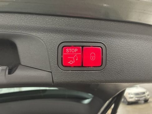 Used 2020 Mercedes-Benz GLE 450 GLE 450 image 8