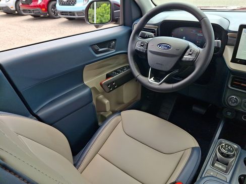 New 2026 Ford Maverick Lariat AWD/4WD image 7
