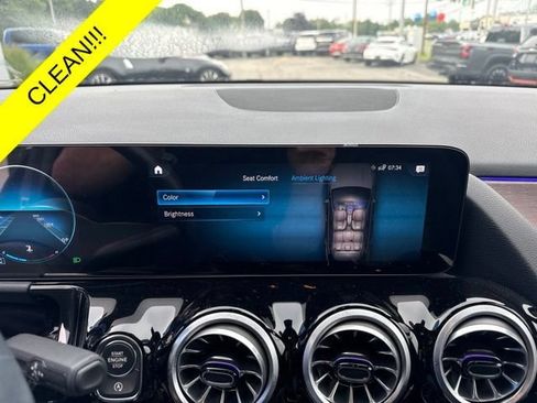Used 2023 Mercedes-Benz GLA 250 4MATIC image 10