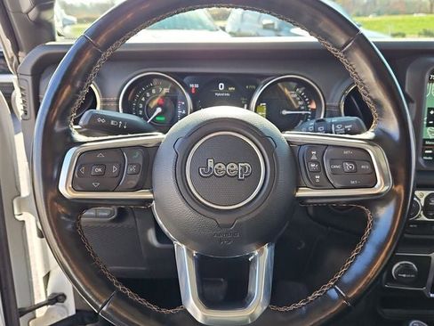 Used 2021 Jeep Wrangler Unlimited Sahara image 30