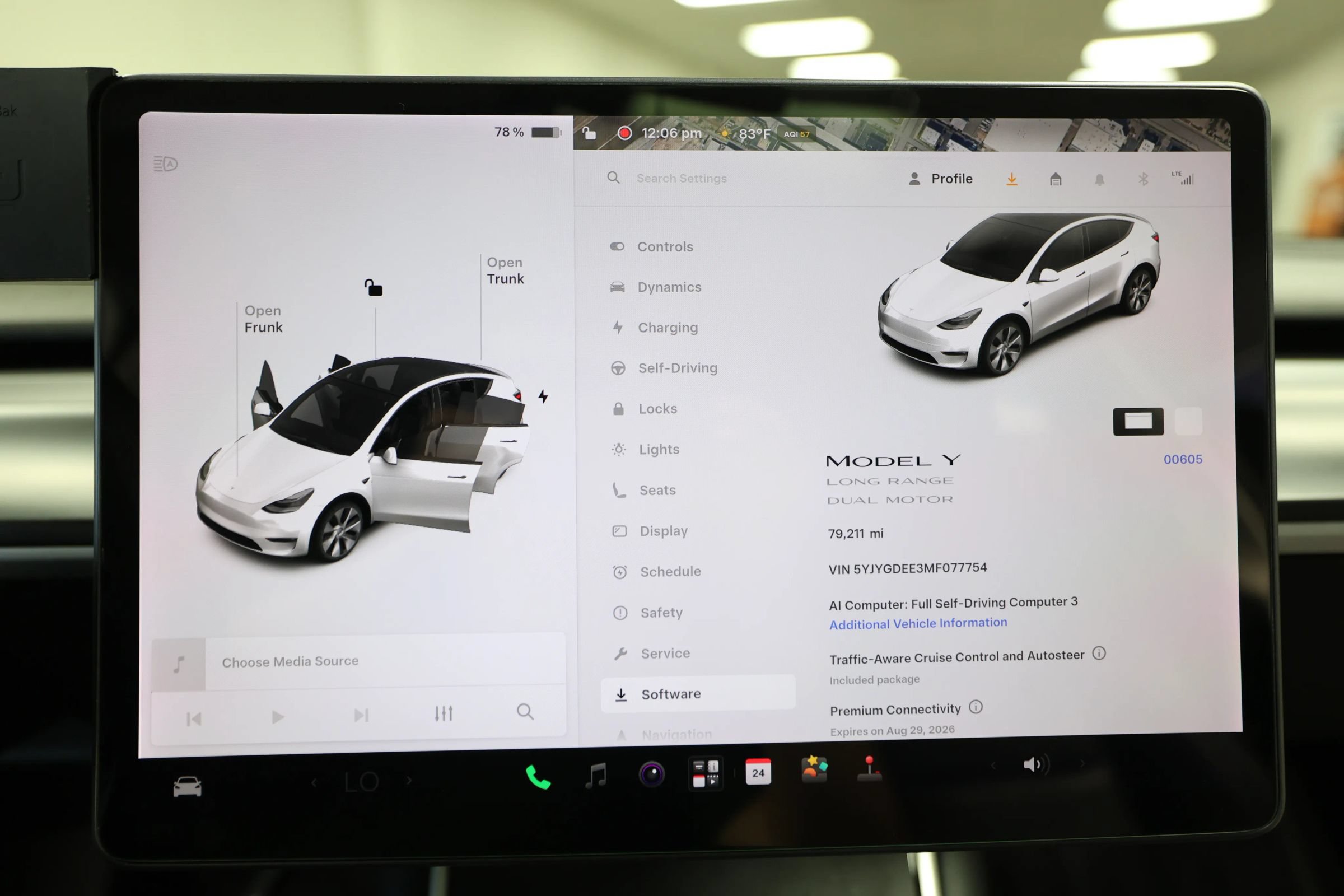 Used 2021 Tesla Model Y Long Range AWD/4WD image 50
