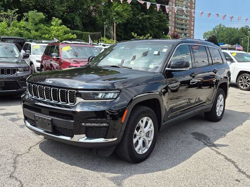 Used 2023 Jeep Grand Cherokee L Limited AWD/4WD image 1